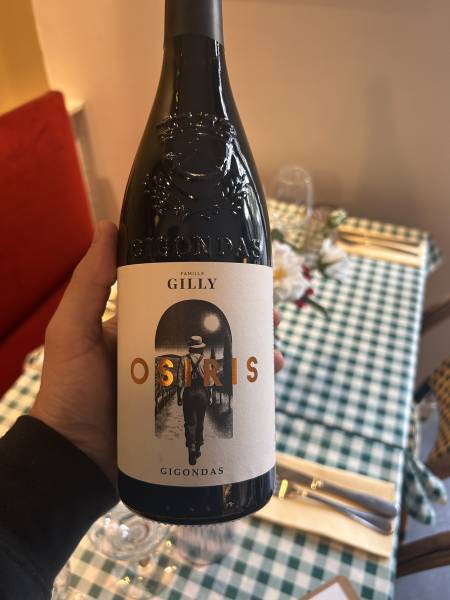 Osiris, Gigondas, famille Gilly